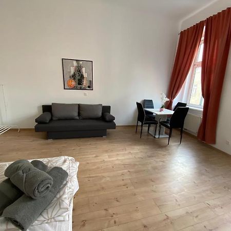 Quad-Room Near Prater Stern ウィーン エクステリア 写真