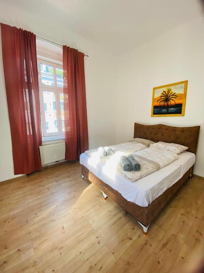 Quad-Room Near Prater Stern ウィーン エクステリア 写真