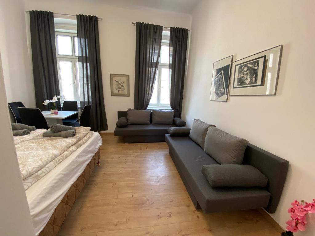 Quad-Room Near Prater Stern ウィーン エクステリア 写真