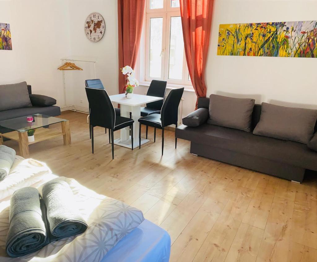 Quad-Room Near Prater Stern ウィーン エクステリア 写真
